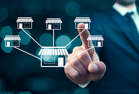 retail-chain-management-desk.